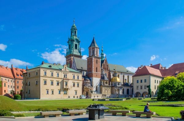 Entradas y museos en Cracovia: la colina de Wawel domina el casco antiguo.