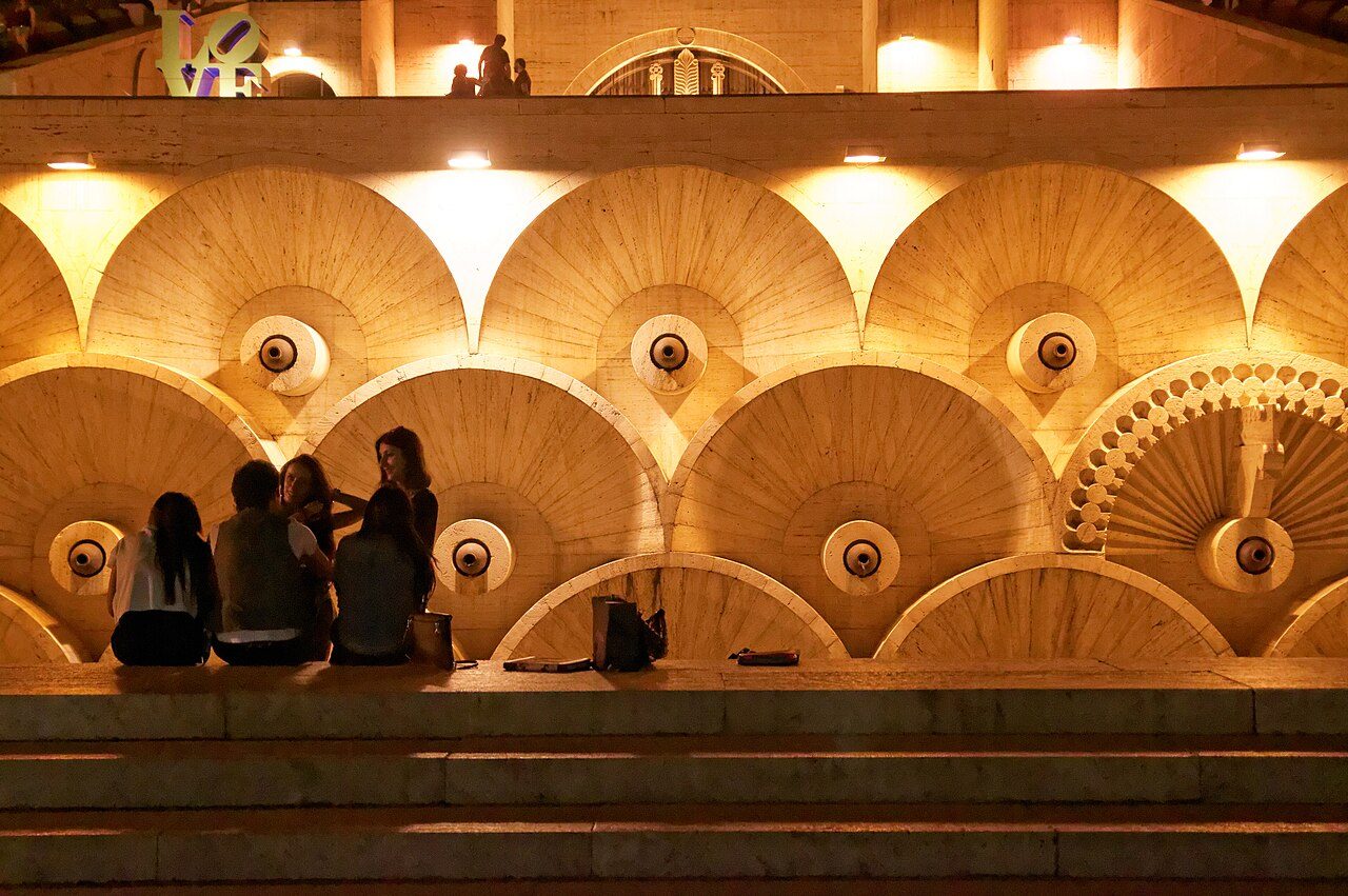 Vista del centro de Erevan, capital de Armenia