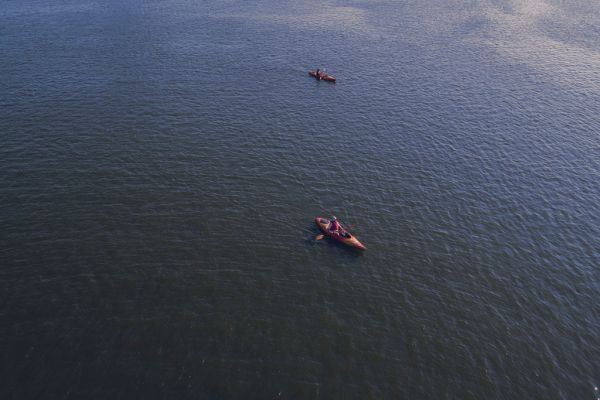 Cruceros y barcos en Foz: recorrer la ría del Masma en kayak es la experiencia más recomendable.