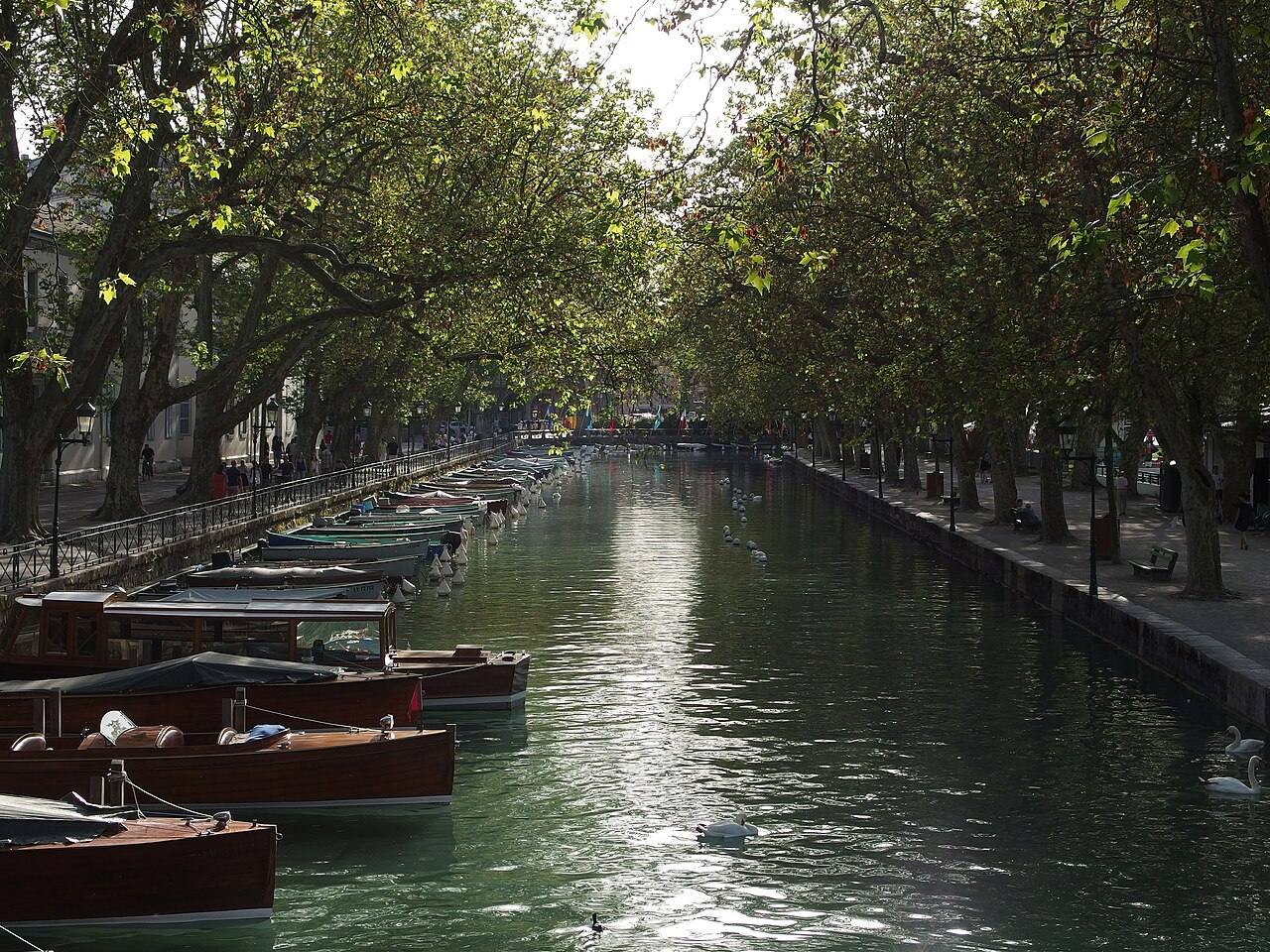 Annecy, uno de los pueblos más bonitos cerca de Chamonix Mont Blanc