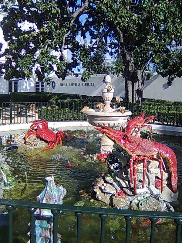 Cerámica vidriada de Bordallo Pinheiro, seña de identidad de Caldas da Rainha