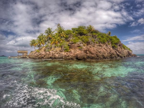 El Cayo Cangrejo, una de las visitas imprescindibles que ver en Providencia