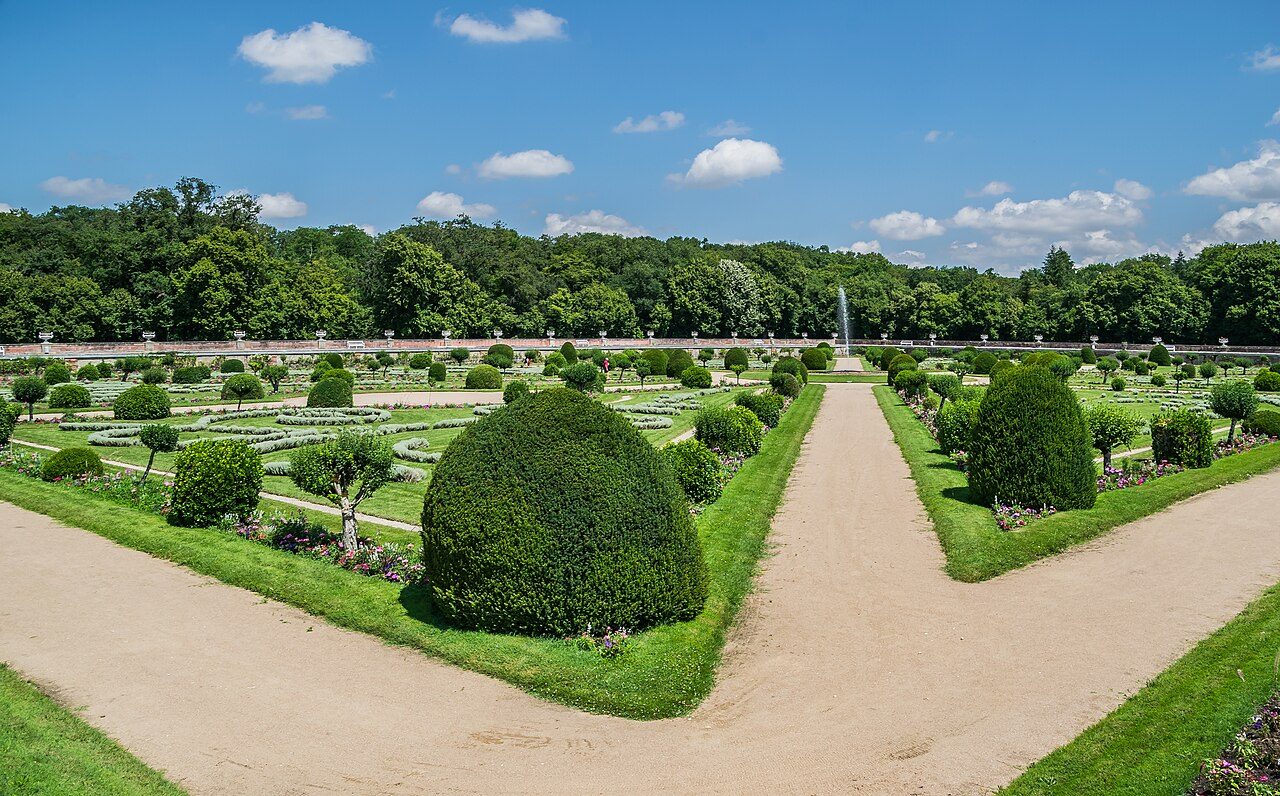 Los jardines de Diana de Poitiers y Catalina de Médici, parte esencial de qué ver en Chenonceaux.