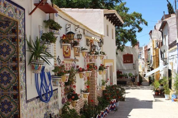 La Costa Blanca, punto de partida para descubrir qué ver en la provincia de Alicante