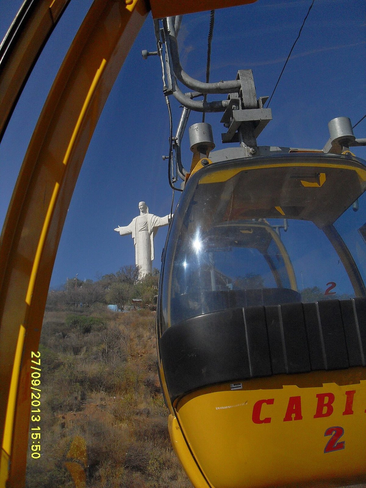 Vistas del valle desde una visita guiada en Cochabamba al Cristo de la Concordia.
