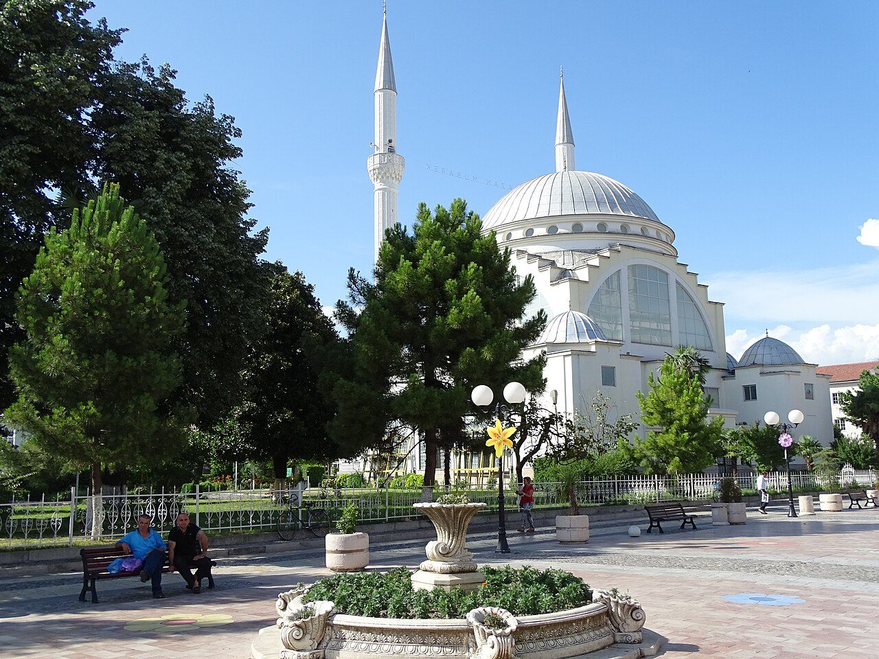 La mezquita Ebu Bekr, uno de los edificios más fotografiados que ver en Shkodra