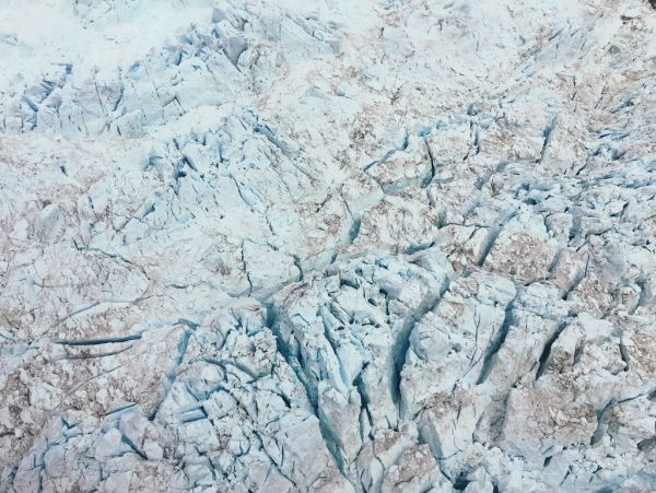 Vistas aéreas del glaciar en una experiencia de naturaleza y aventura en Franz Josef.