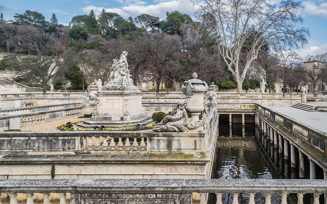 Los Jardines de la Fontaine, un remanso verde que ver en Nimes
