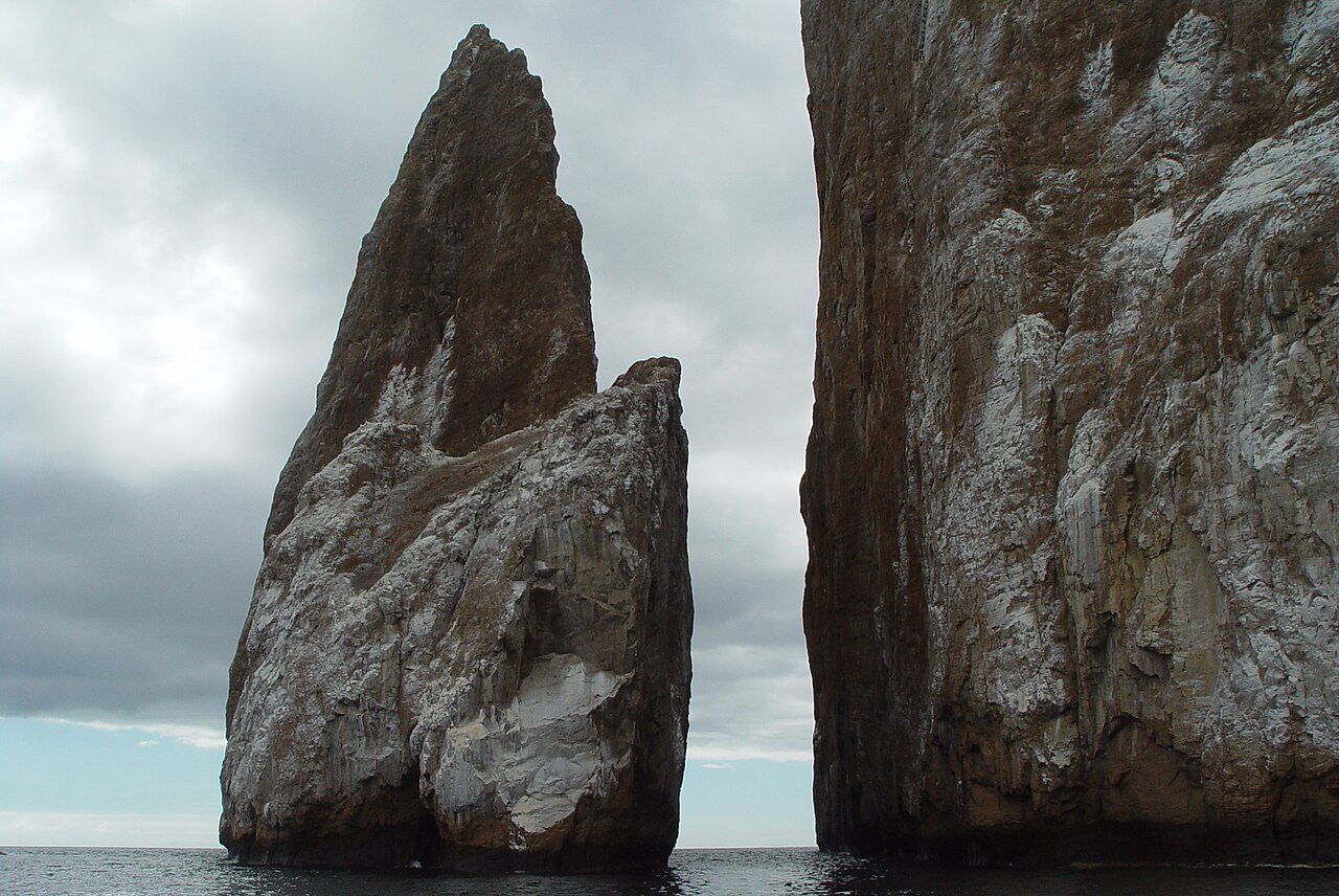León Dormido, uno de los planes imprescindibles que ver en Isla de San Cristóbal