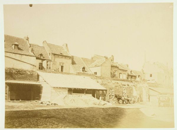 Vista del casco antiguo de Maastricht a orillas del río Mosa, punto de partida para ver la ciudad