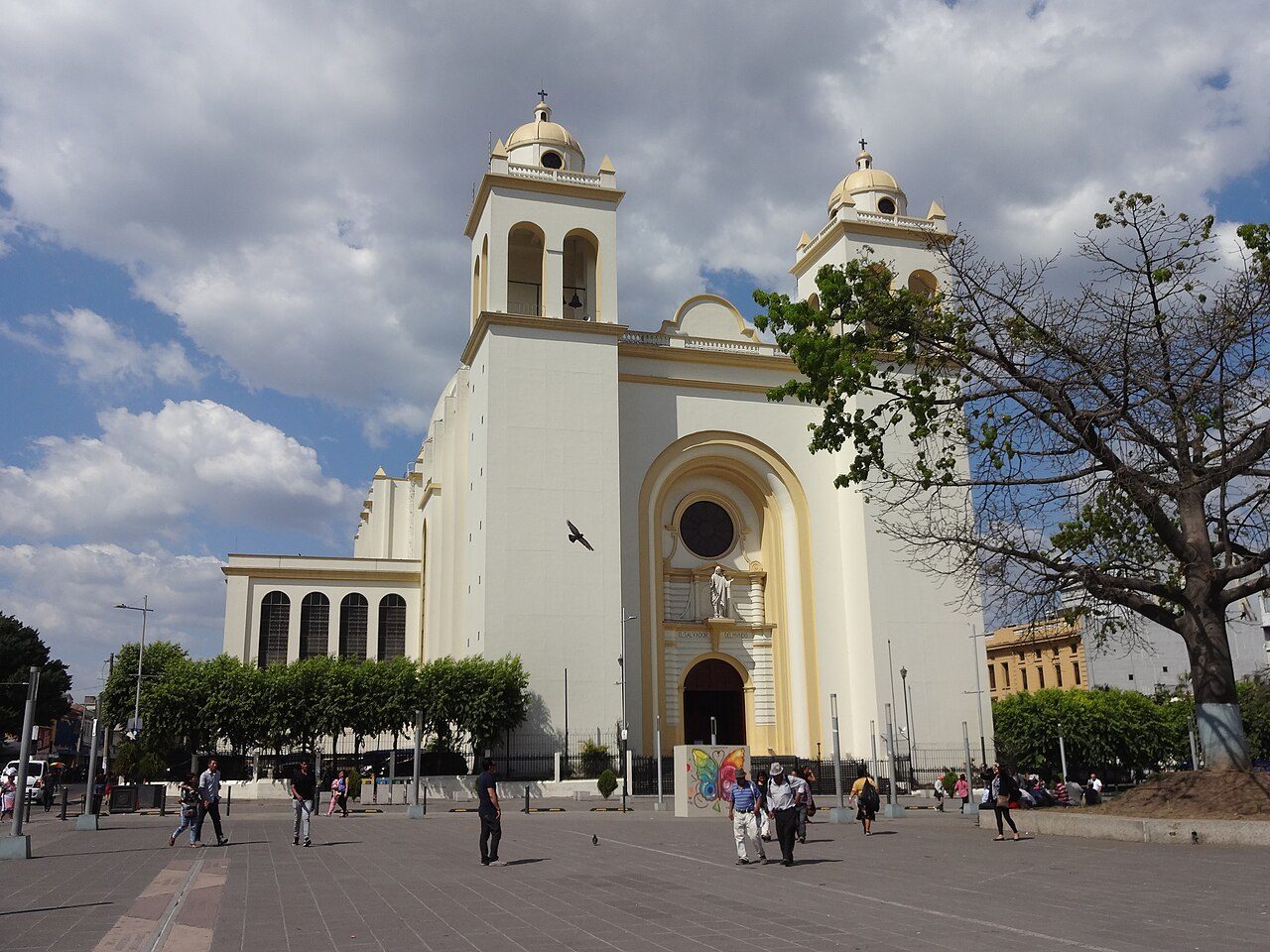 La Catedral Metropolitana, imprescindible de qué ver en San Salvador