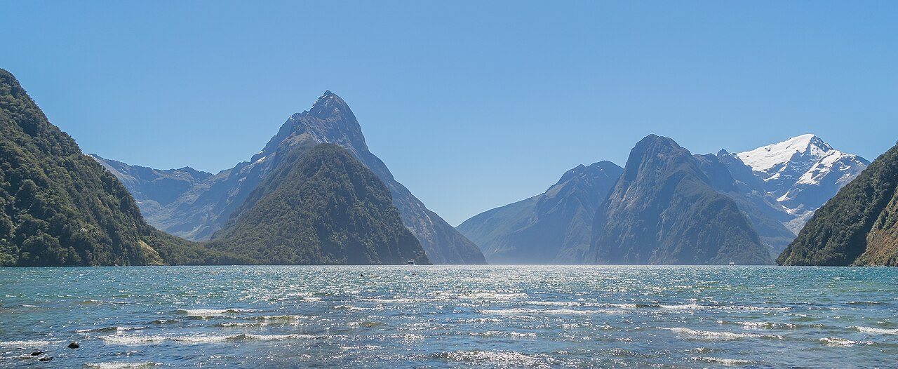 Milford Sound, el fiordo que da sentido a la pregunta de qué ver en Te Anau