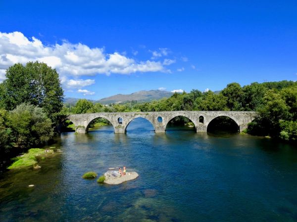 El río Miño marca la frontera junto a Valença do Minho