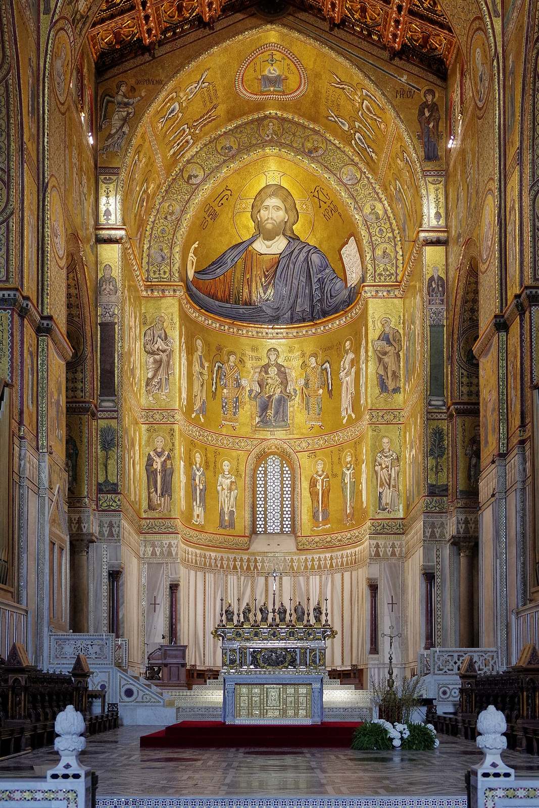 Vista de la catedral de Monreale, imprescindible de qué ver en Monreale
