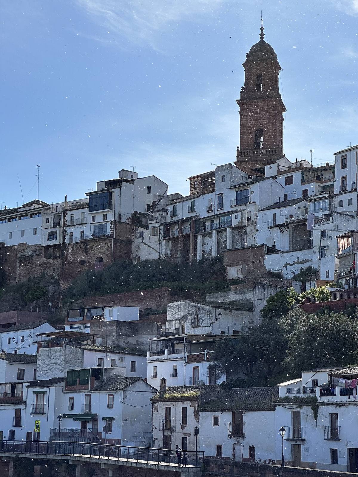 Tours y visitas guiadas en Montoro por su casco histórico de piedra rojiza