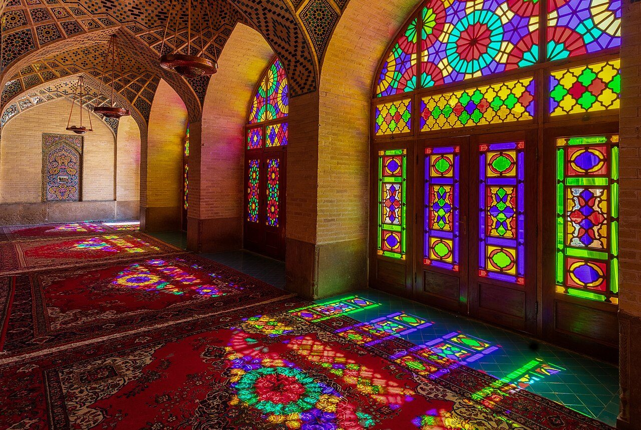 La Mezquita Rosa, imprescindible que ver en Shiraz al amanecer