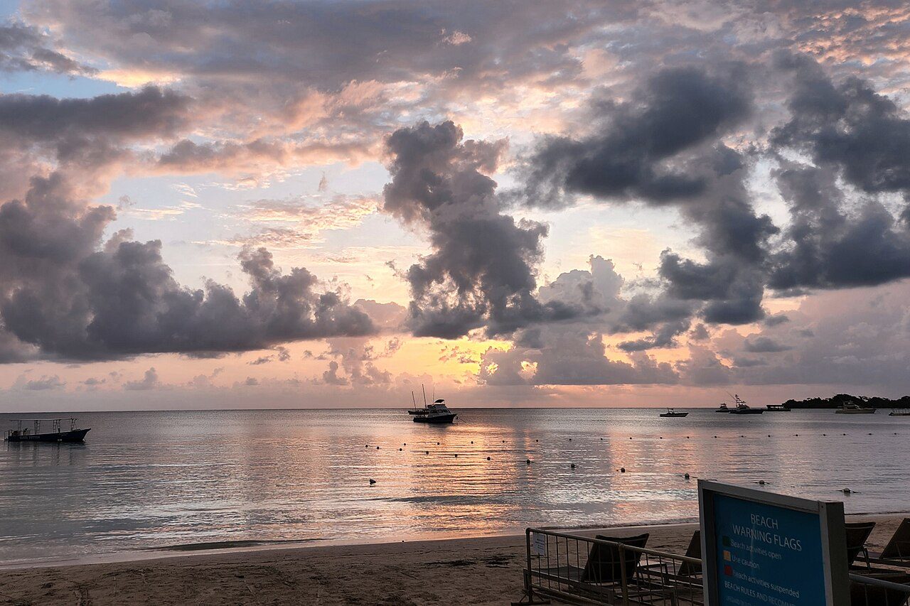 Atardecer en Negril, una excursión perfecta desde Bahía Montego en temporada seca