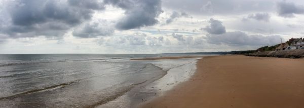 Omaha Beach, uno de los escenarios del Día D que ver en Normandía