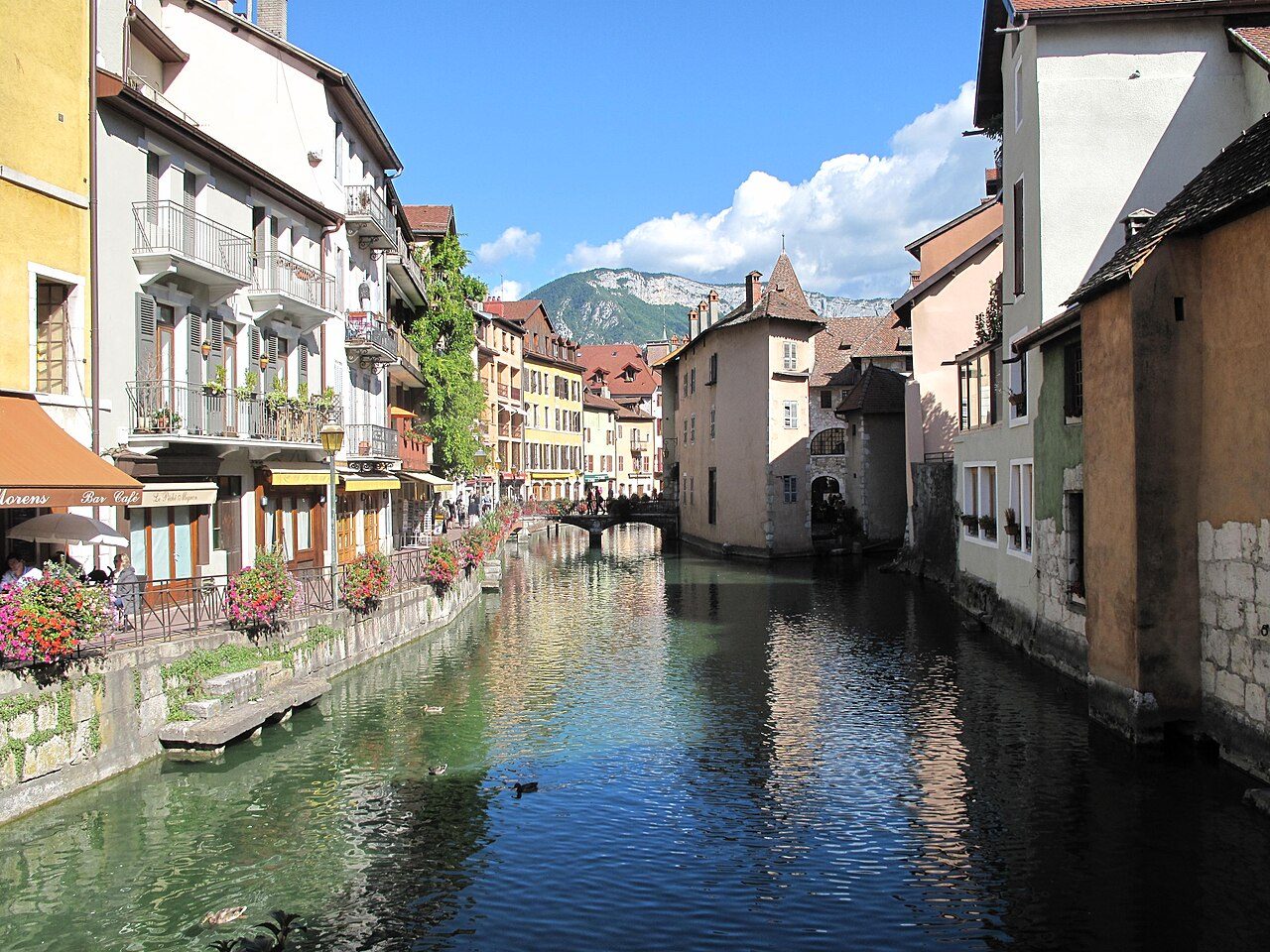El Palais de l'Île, la postal más famosa que ver en Annecy