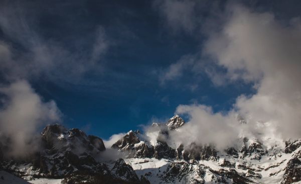 Los Picos de Europa, protagonistas de las excursiones que ver en Arriondas y alrededores