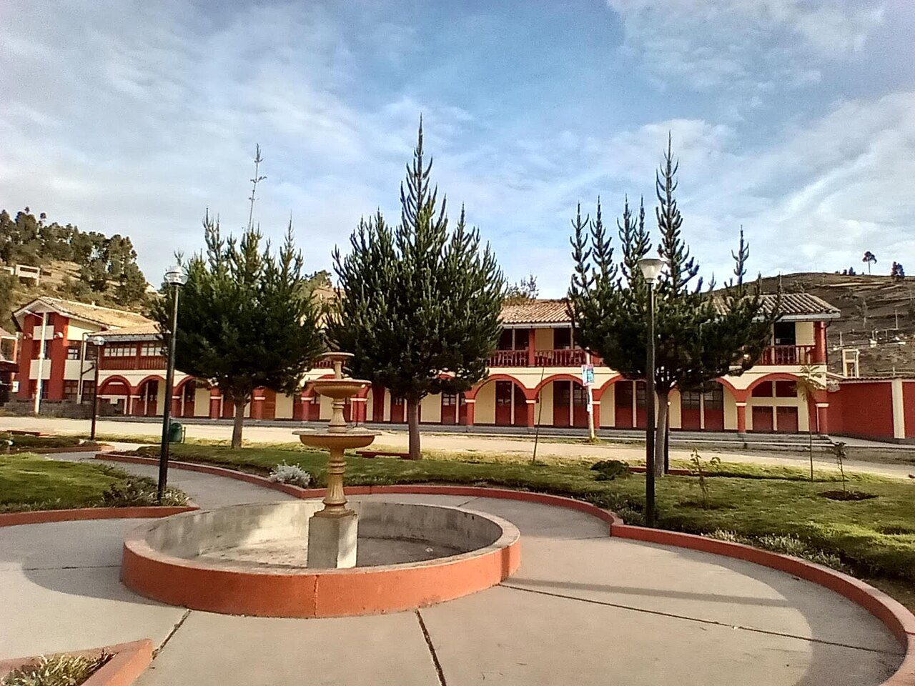 La Plaza de Armas de Ayacucho, una de las más grandes de Perú