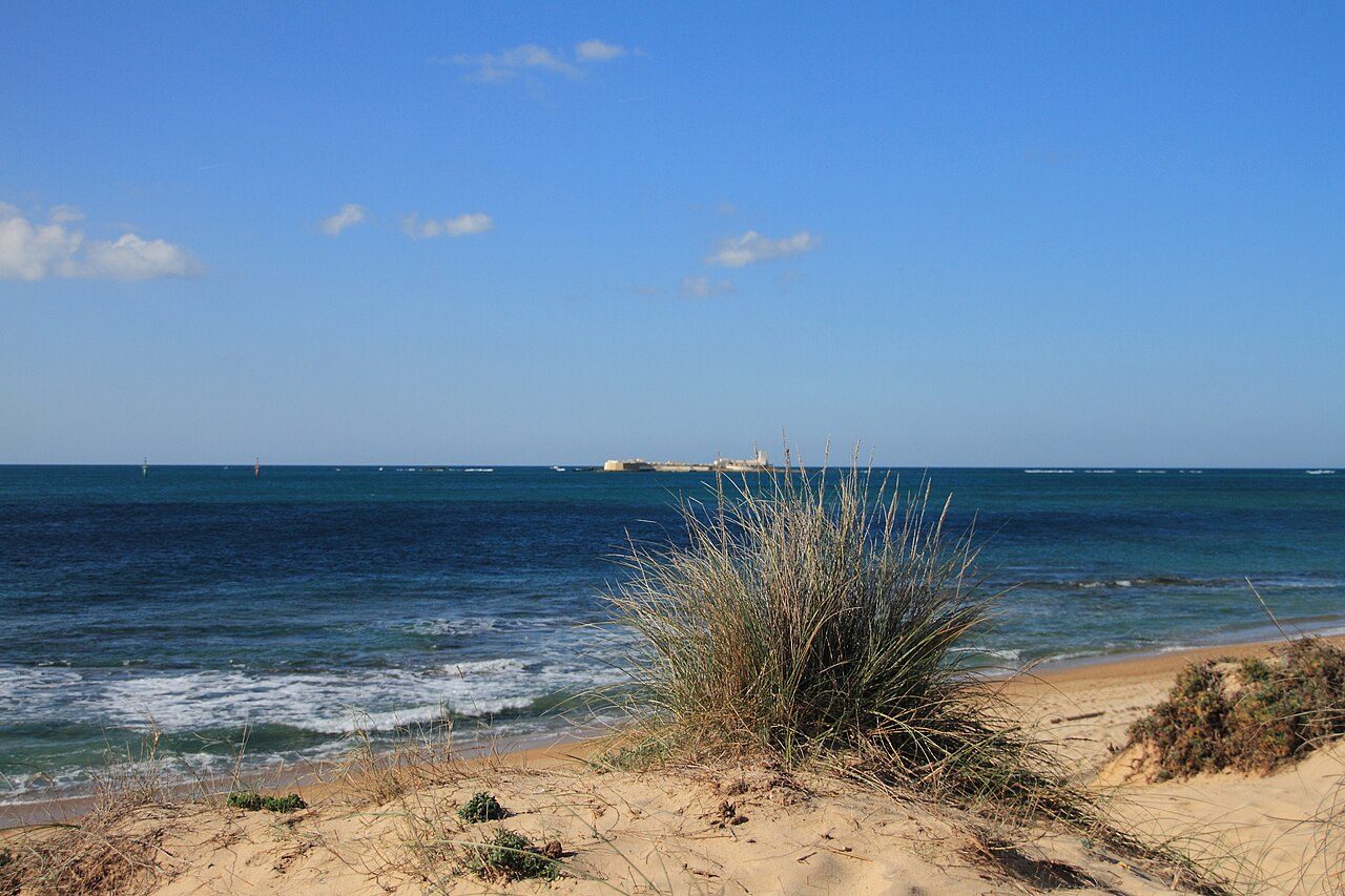 El castillo de Sancti Petri, escenario de excursiones y paseos que hacer en Chiclana
