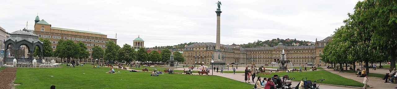 La Schlossplatz, punto de partida para ver lo esencial de Stuttgart