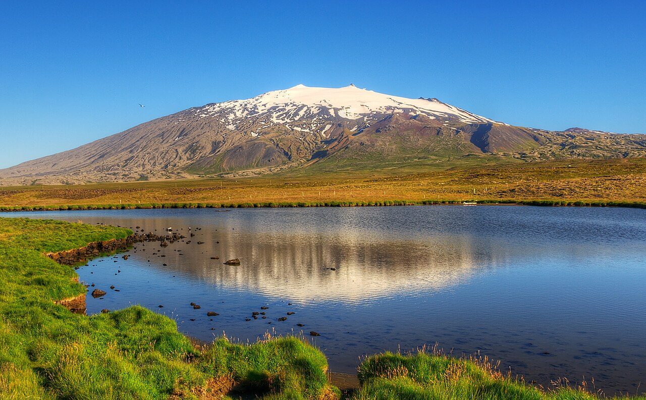 El glaciar Snæfellsjökull, imprescindible en cualquier ruta por la península de Snæfellsnes