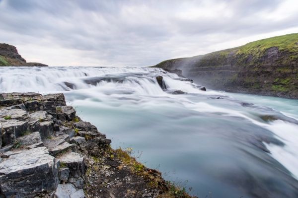 Paisaje del parque nacional de Thingvellir, imprescindible en tu ruta por Islandia