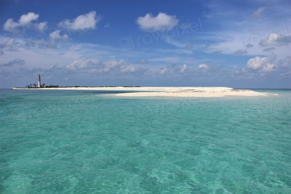 Excursiones de un día en Puntarenas: playa paradisíaca en Isla Tortuga.