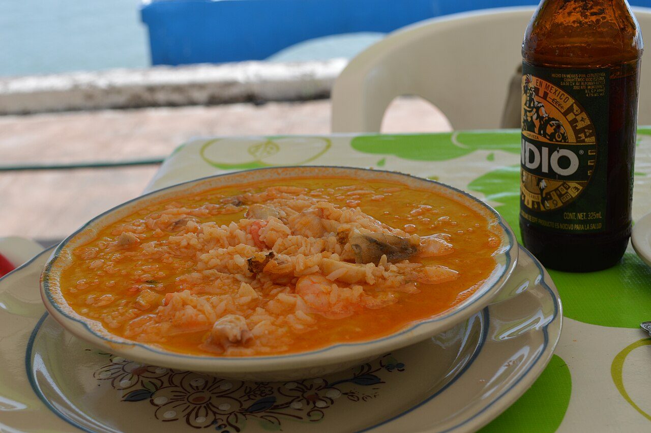 El malecón y la gastronomía marinera son parte esencial de qué ver en Boca del Río
