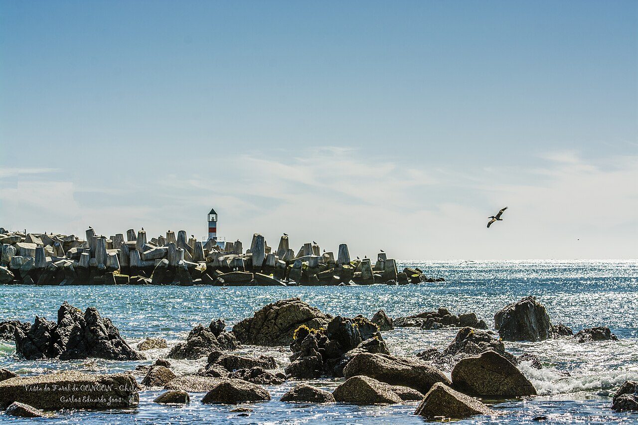 Vistas del litoral en Viña del Mar, la Ciudad Jardín de Chile
