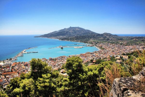 La costa de Zante, punto de partida para excursiones por el Jónico