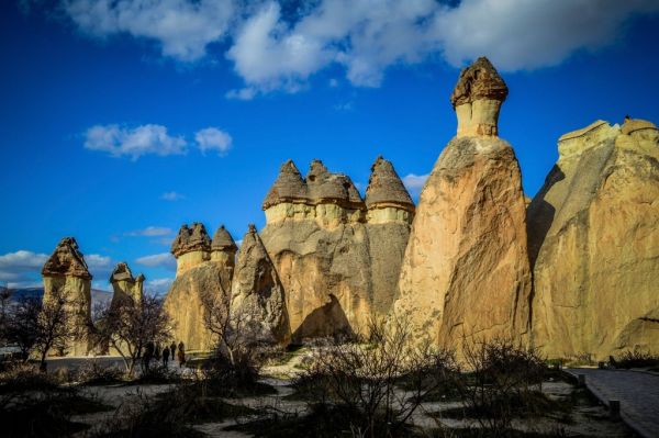 Paisaje de chimeneas de hadas, la imagen más icónica de qué ver en Capadocia