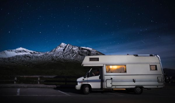 Dormir en camper es una opción muy popular al planear qué ver en Grindavik y alrededores