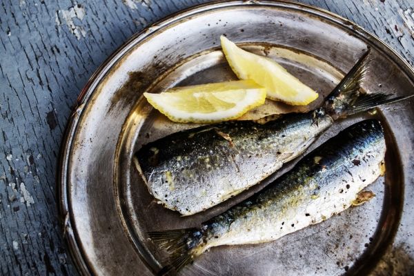 Los espetos de sardina, imprescindibles en los restaurantes de La Herradura
