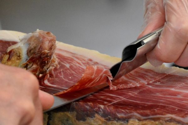 El jamón ibérico, protagonista indiscutible de la gastronomía de Jerez de los Caballeros