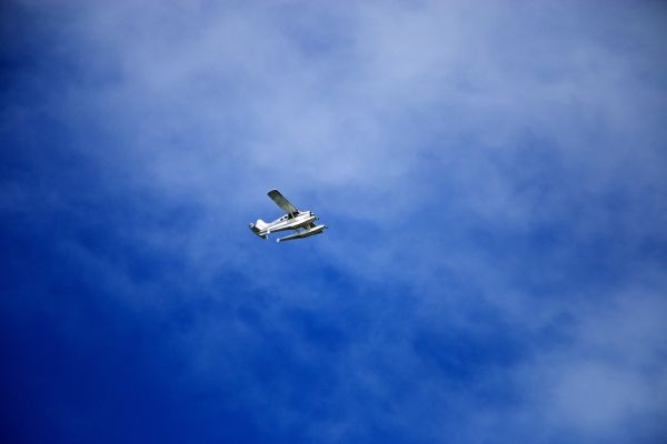 Sobrevolar el Heart Reef en avioneta, una de las mejores excursiones desde Airlie Beach