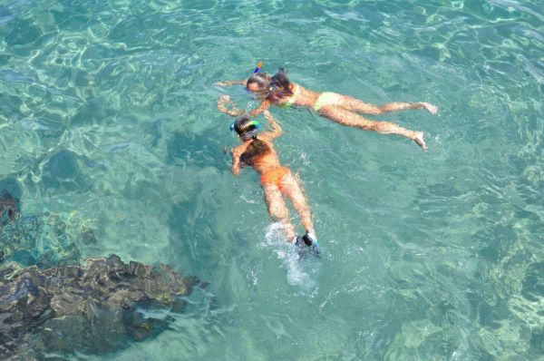 Snorkel en aguas cristalinas, uno de los mejores planes que hacer en Porto Santo