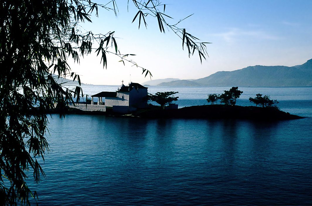 Las aguas turquesa del archipiélago, lo mejor que ver en Angra dos Reis