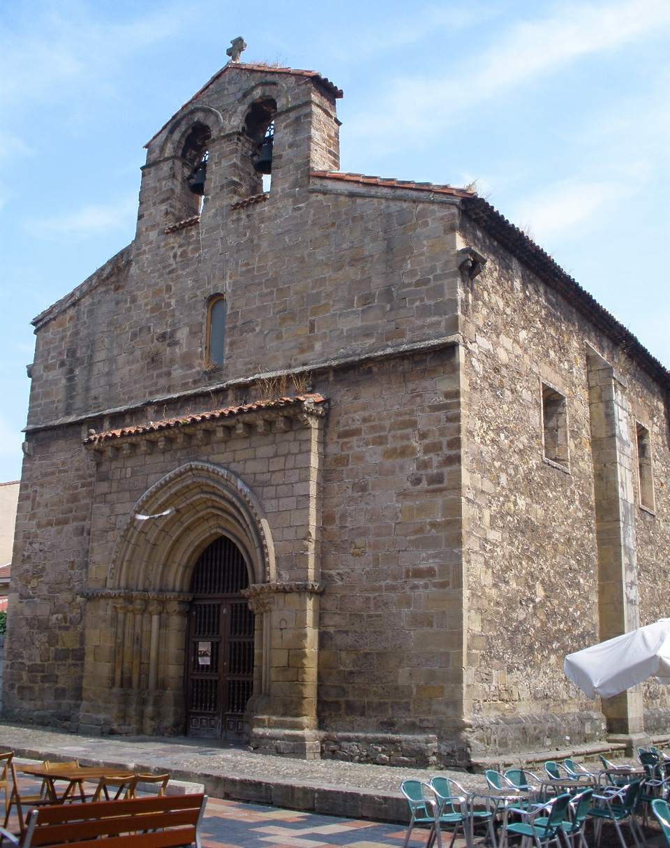 Recorrido por el casco histórico en una visita guiada en Avilés