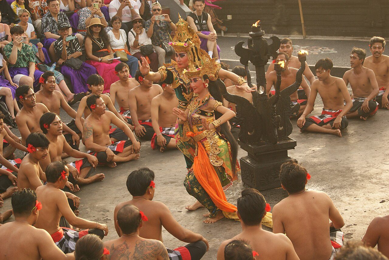 El Devdan Show, uno de los espectáculos culturales más recomendables que ver en Nusa Dua