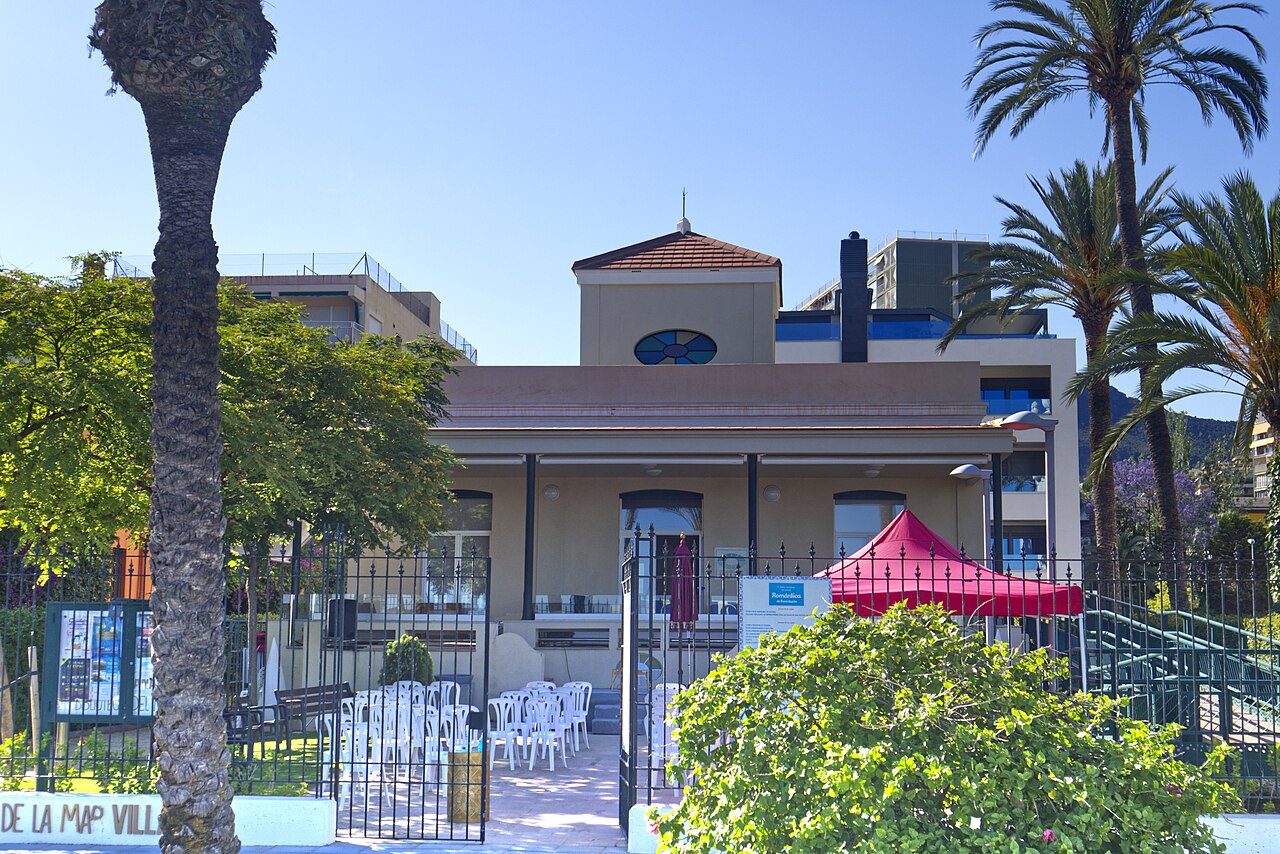 Las villas señoriales del paseo, uno de los imprescindibles que ver en Benicàssim