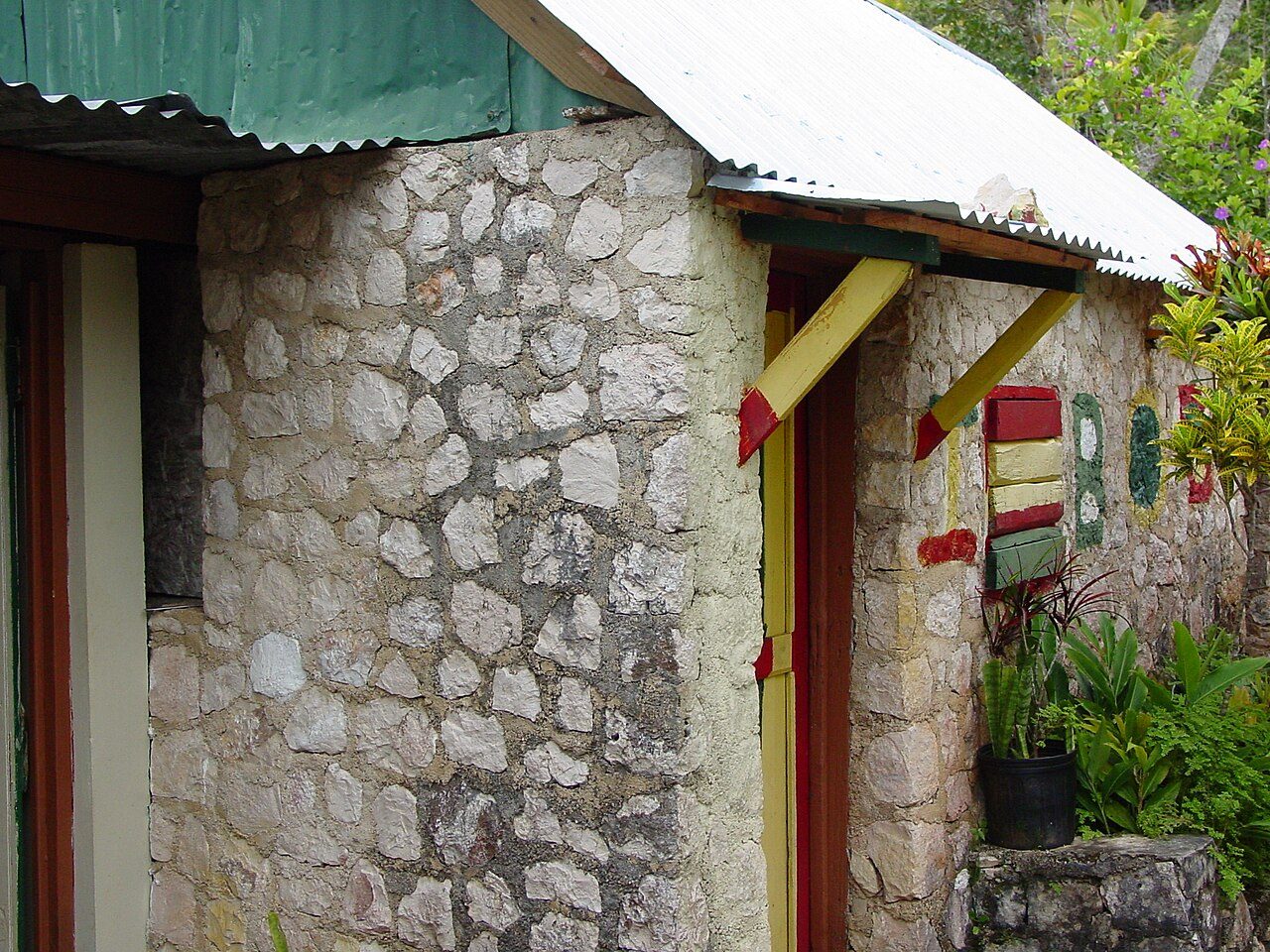 Casa y mausoleo de Bob Marley en Nine Mile, una excursión cercana a Ocho Ríos