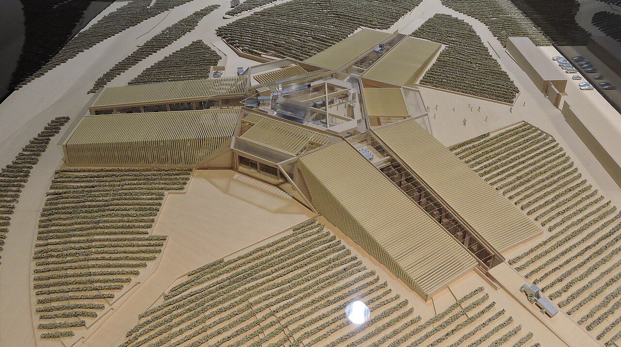 La espectacular arquitectura de las Bodegas Portia en Gumiel de Izán