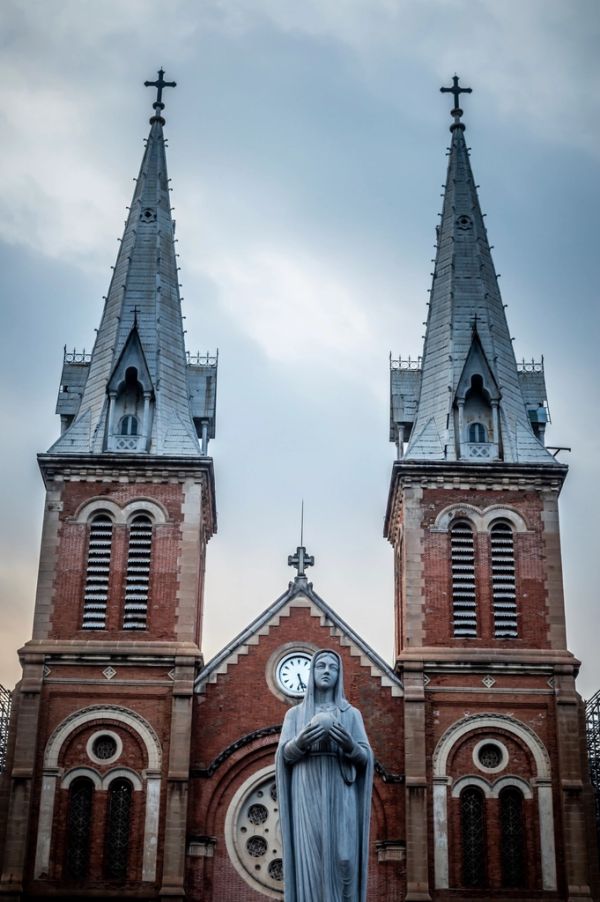 La Catedral de Notre-Dame, uno de los imprescindibles que ver en Ho Chi Minh