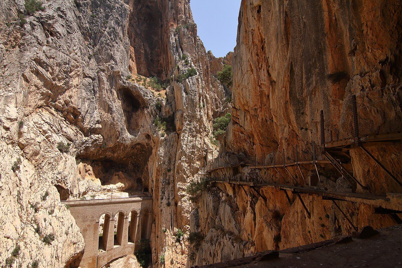 El Caminito del Rey, una de las excursiones de un día en Málaga más espectaculares.