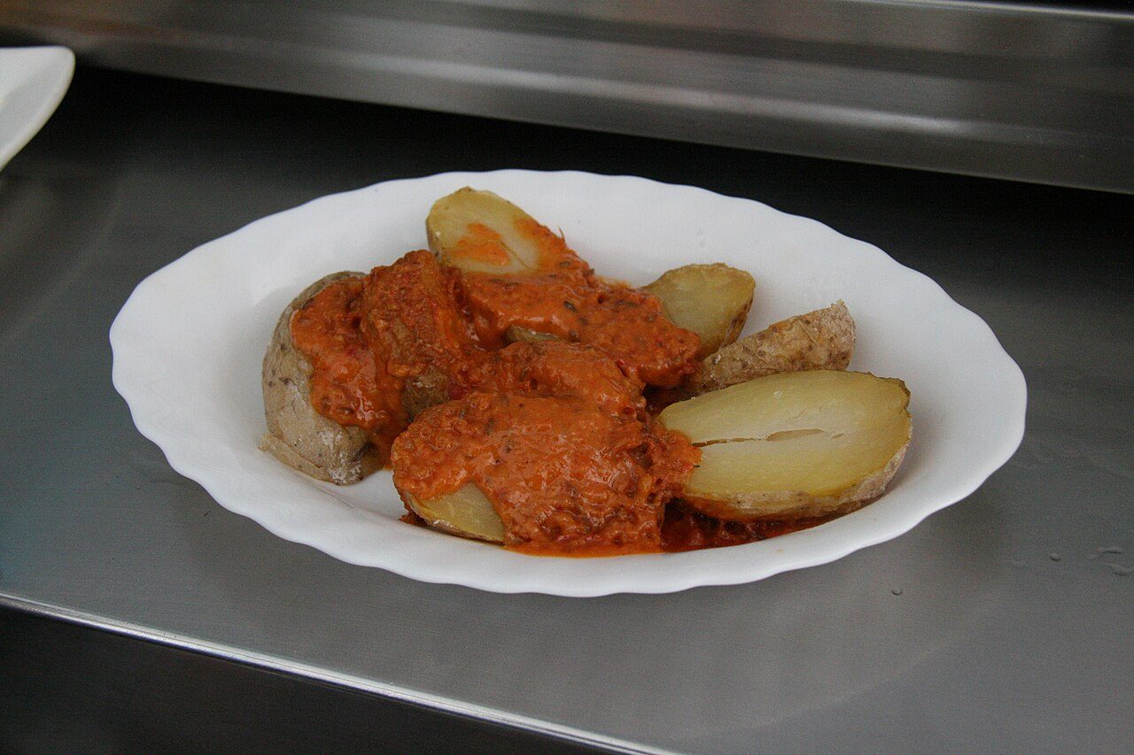 El pescado fresco y las papas arrugadas, imprescindibles de qué comer en Arguineguín
