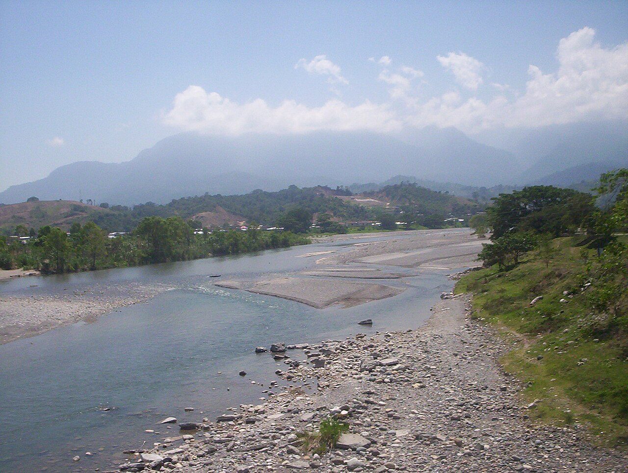 Rafting en el río Cangrejal, plan imprescindible de qué hacer en La Ceiba
