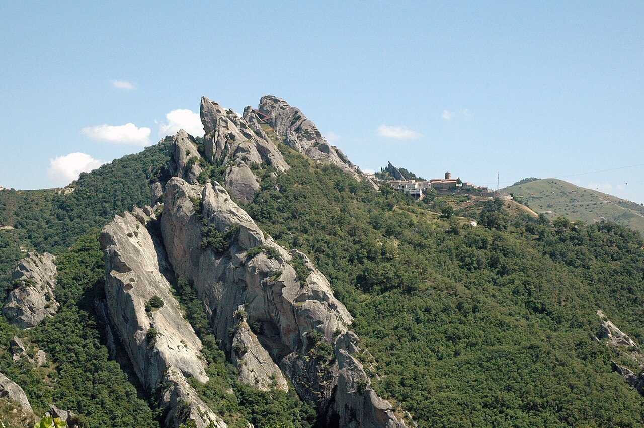 Las casas de piedra de Castelmezzano, uno de los imprescindibles que ver en el pueblo
